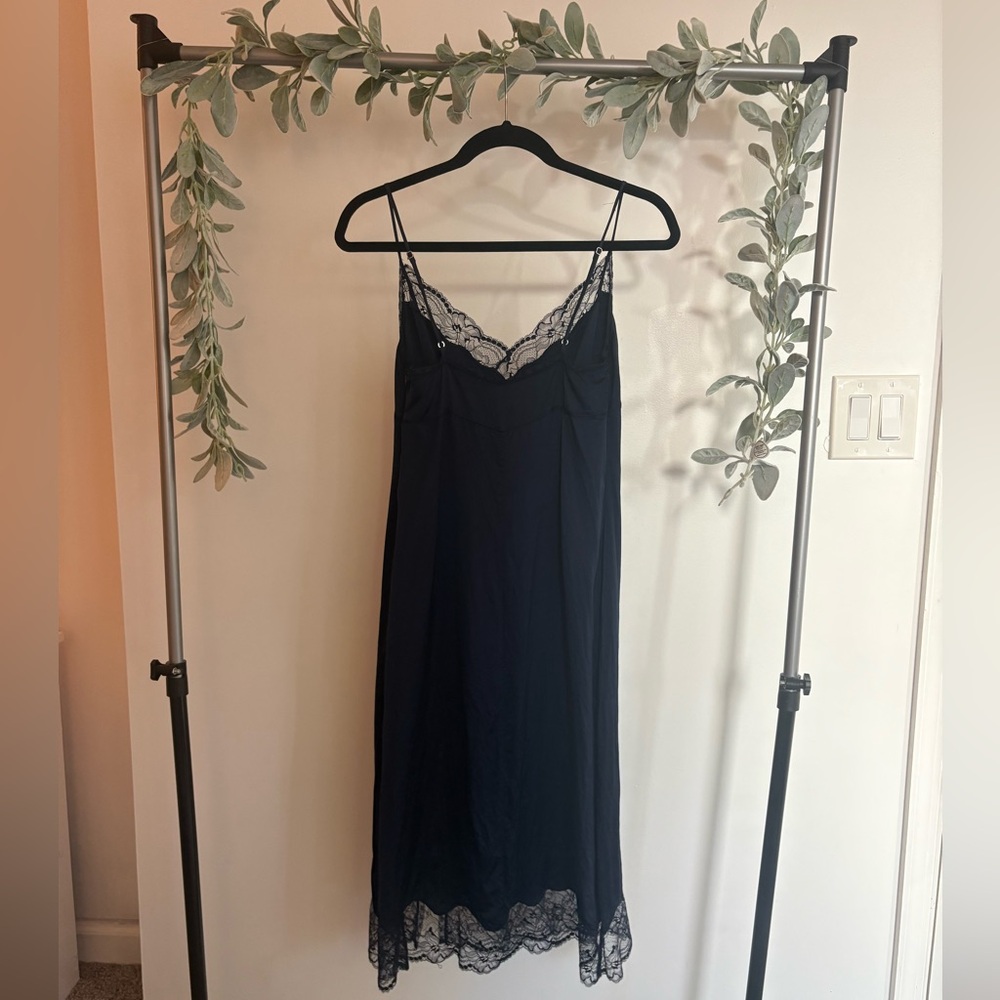 Wilfred Dress - Picture 5 of 6